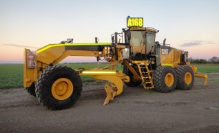 Caterpillar 16M Grader (A168) 1