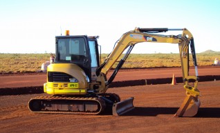 Caterpillar 5t Excavator 1