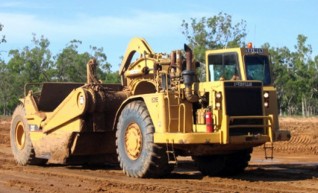 Caterpillar 631E Scraper 1