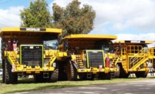 Caterpillar 777 Dump Trucks 1