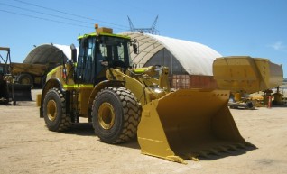 Caterpillar 966H Wheel Loader 1