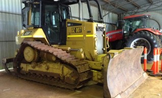 Caterpillar D6N XL Dozer 1