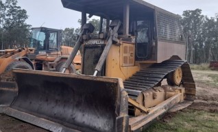 Caterpillar D6R Dozer 1