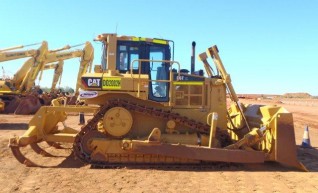 Caterpillar D6T Dozer 1