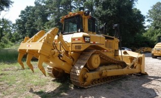 Caterpillar D7 Dozer 1