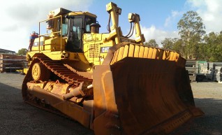 Caterpillar D9 Dozer 1