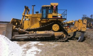 CATERPILLAR D9R DOZER 1