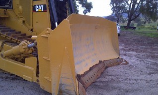 Caterpillar D9R Dozer 1