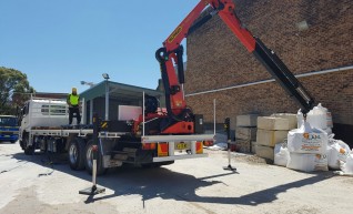 Crane truck hire  1