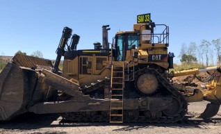 D11T Caterpillar Dozer - mine spec 1