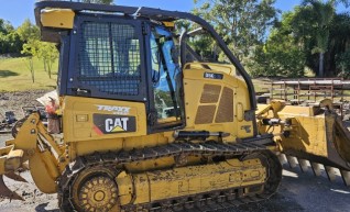 D5 Dozer 1