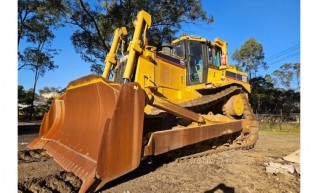D8R Caterpillar Dozers 1