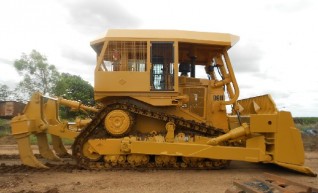 D9N Caterpillar Dozer 1