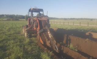 Ditch Witch RT115 Trench Digger with Conveyor 1