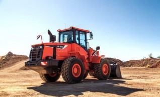 Doosan DL220 Wheel Loader 1