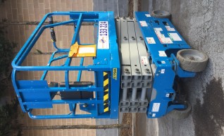 Electric Scissor Lift 1