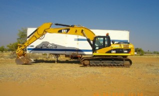 Excavator 25T Caterpillar 325DL 1