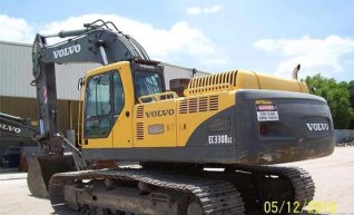 Excavator Volvo 33T (Ex330) x3 1