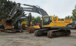 Excavator Volvo Ex460  1