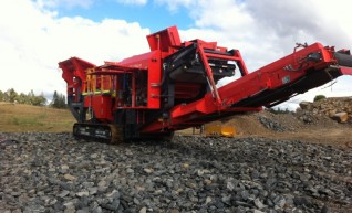 FINLAY J-1175 JAW CRUSHER 1