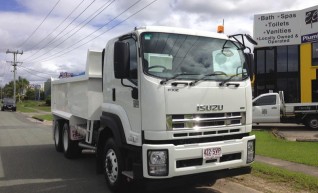 FXZ1500 ISUZU MEDIUM TRUCK 1