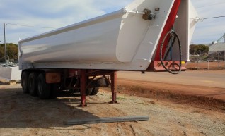 Grain Sand tippers for hire 1