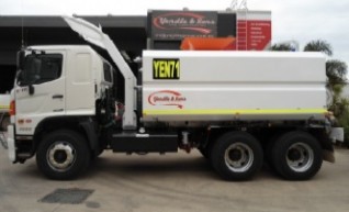 HINO 13,500LT WATER TRUCK 1