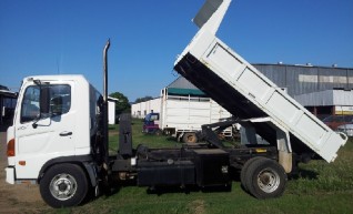 Hino 5 Ton tipper 1