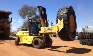 Hyster 16XM tyre handler 1