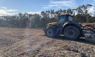 JCB  8250-1 FWA Tractor 1