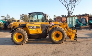 JCB TELEHANDLER 1