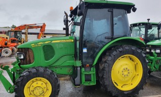 90HP John Deere 5090R 4WD Tractor 1