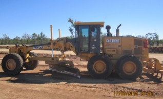 John Deere 672CH Grader 1