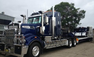 Kenworth Low Loader 70t capacity 1