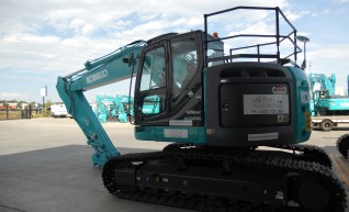 Kobelco SK235 zero swing with height and slew limiters 1