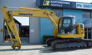 Komatsu 22 Tonne Excavator  1