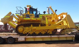 Komatsu D375A-6 Dozer 1