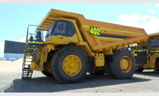 Komatsu HD785-5 Dump Truck 1