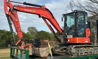 Kubota 5.5 Tonne Excavator 1