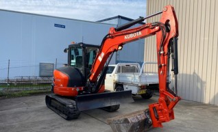 KUBOTA U55 (5.5T) 1