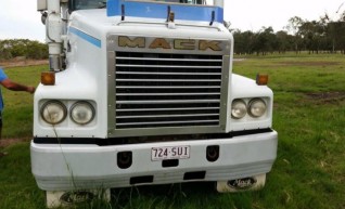 MACK TITAN CLS TIPPER 1999 1