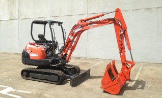 Mini Excavators 1t - 5t 1