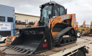 NEW 75HP Case TR270 CTL Posi-Track 1