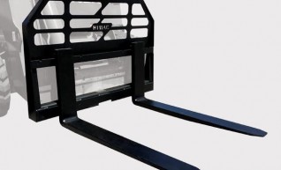 Pallet Forks - suit skidsteer 1