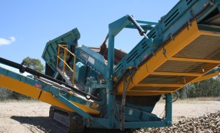 Powerscreen Warrior 1400  1