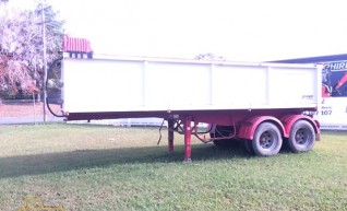 Semi-tipping trailer for hire 1