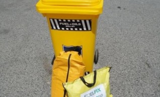 SPILL CONTAINMENT KIT  1