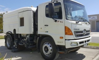 Road / Street Sweeper Truck 1