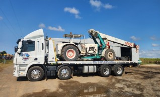 8x4 Tilt Tray Truck w/9m tray 1