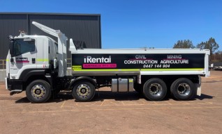 Tipper Truck 8x4 - mine spec 1